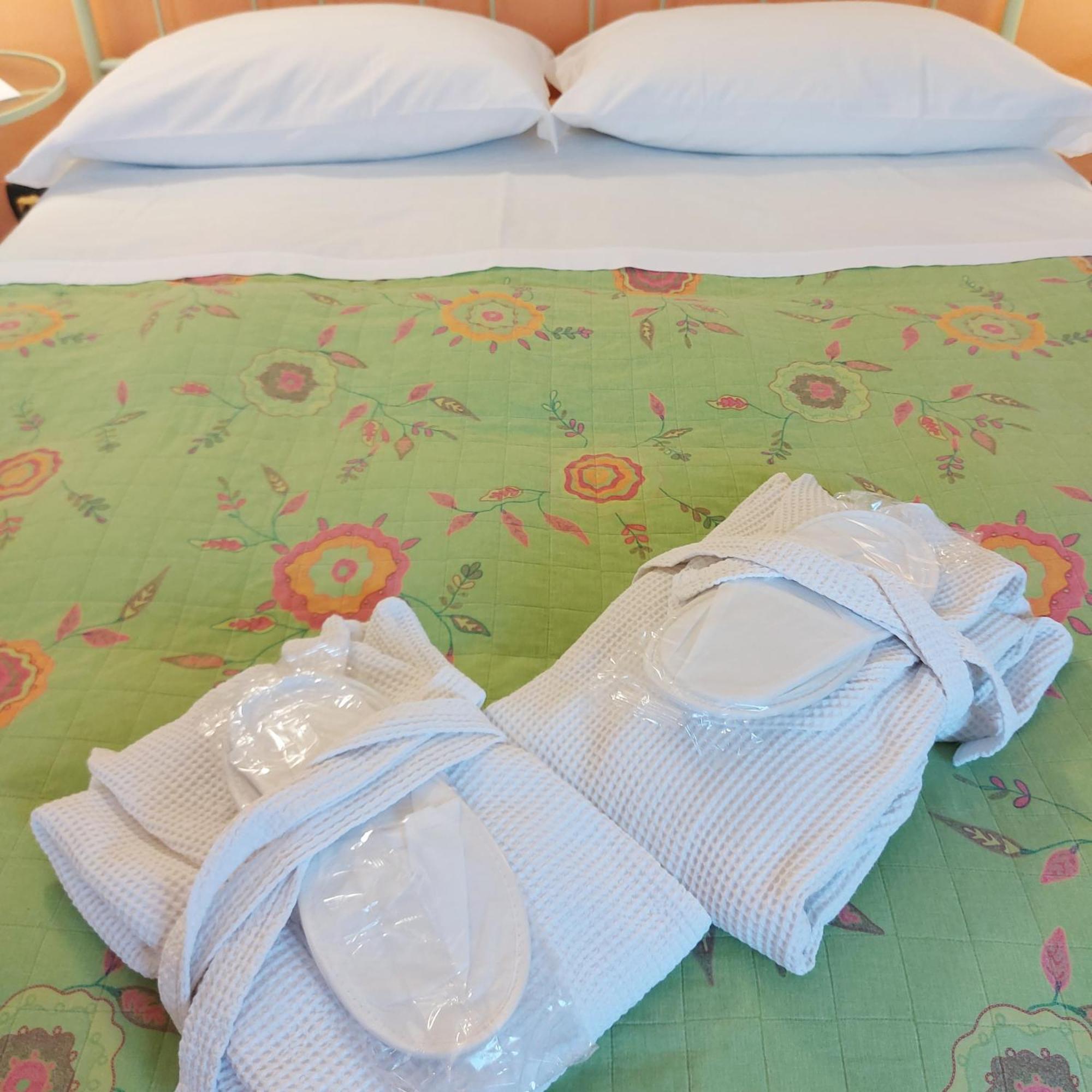 B&B Dei Doria & Suite ドルチェアックア エクステリア 写真